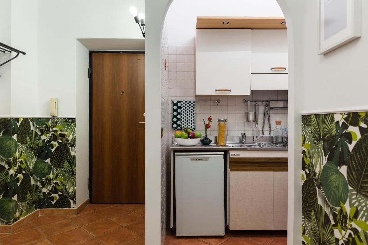 Monti Jungle Apartment - Urbana ローマ エクステリア 写真